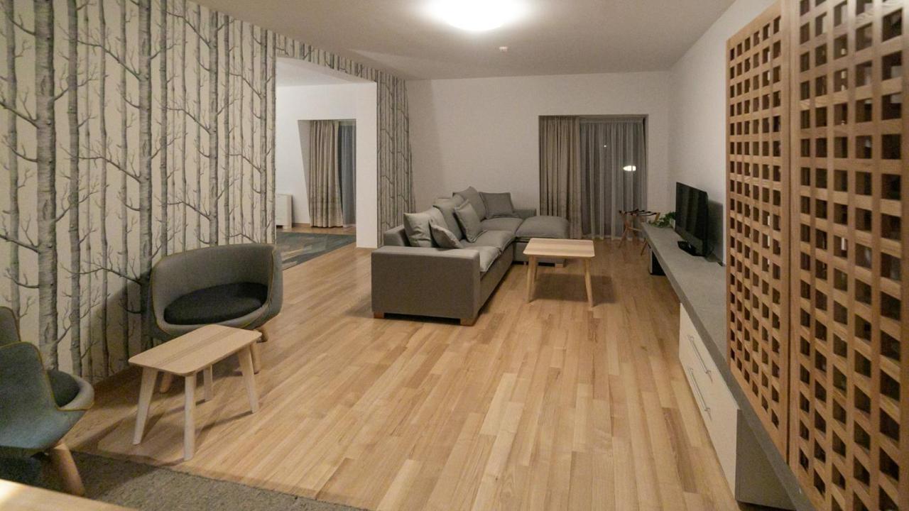 Cuibul De Lemn Hotel Rîşnov Buitenkant foto