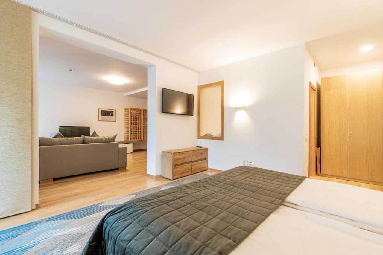 Cuibul De Lemn Hotel Rîşnov Buitenkant foto