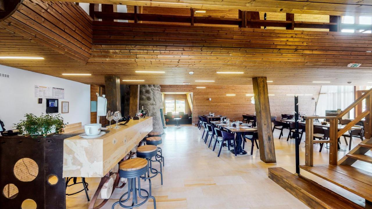 Cuibul De Lemn Hotel Rîşnov Buitenkant foto