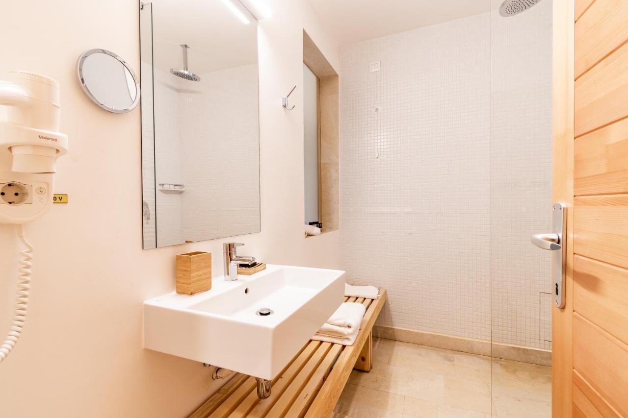 Cuibul De Lemn Hotel Rîşnov Buitenkant foto