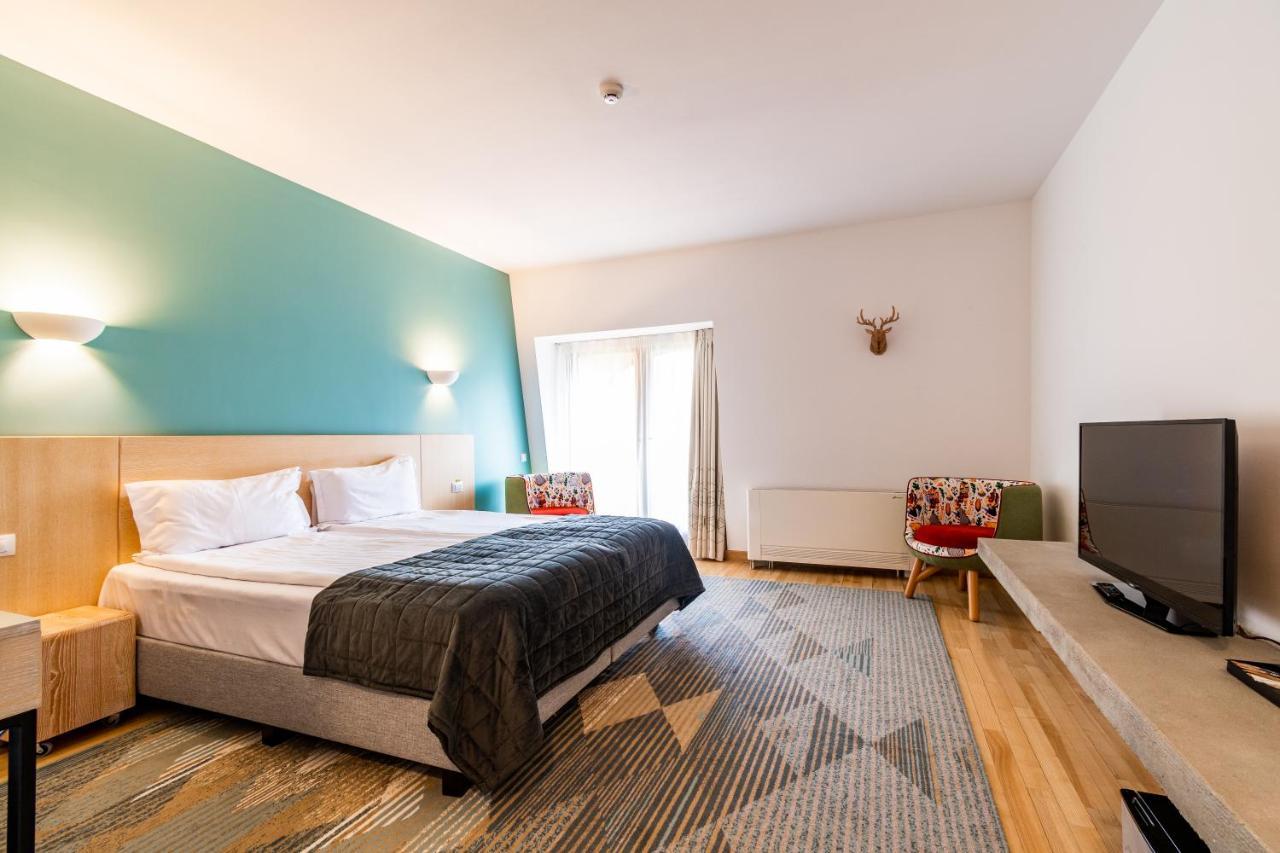 Cuibul De Lemn Hotel Rîşnov Buitenkant foto
