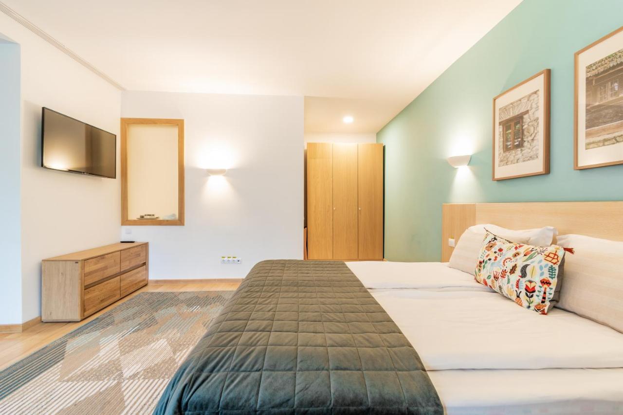 Cuibul De Lemn Hotel Rîşnov Buitenkant foto