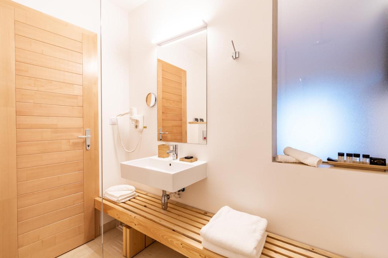 Cuibul De Lemn Hotel Rîşnov Buitenkant foto